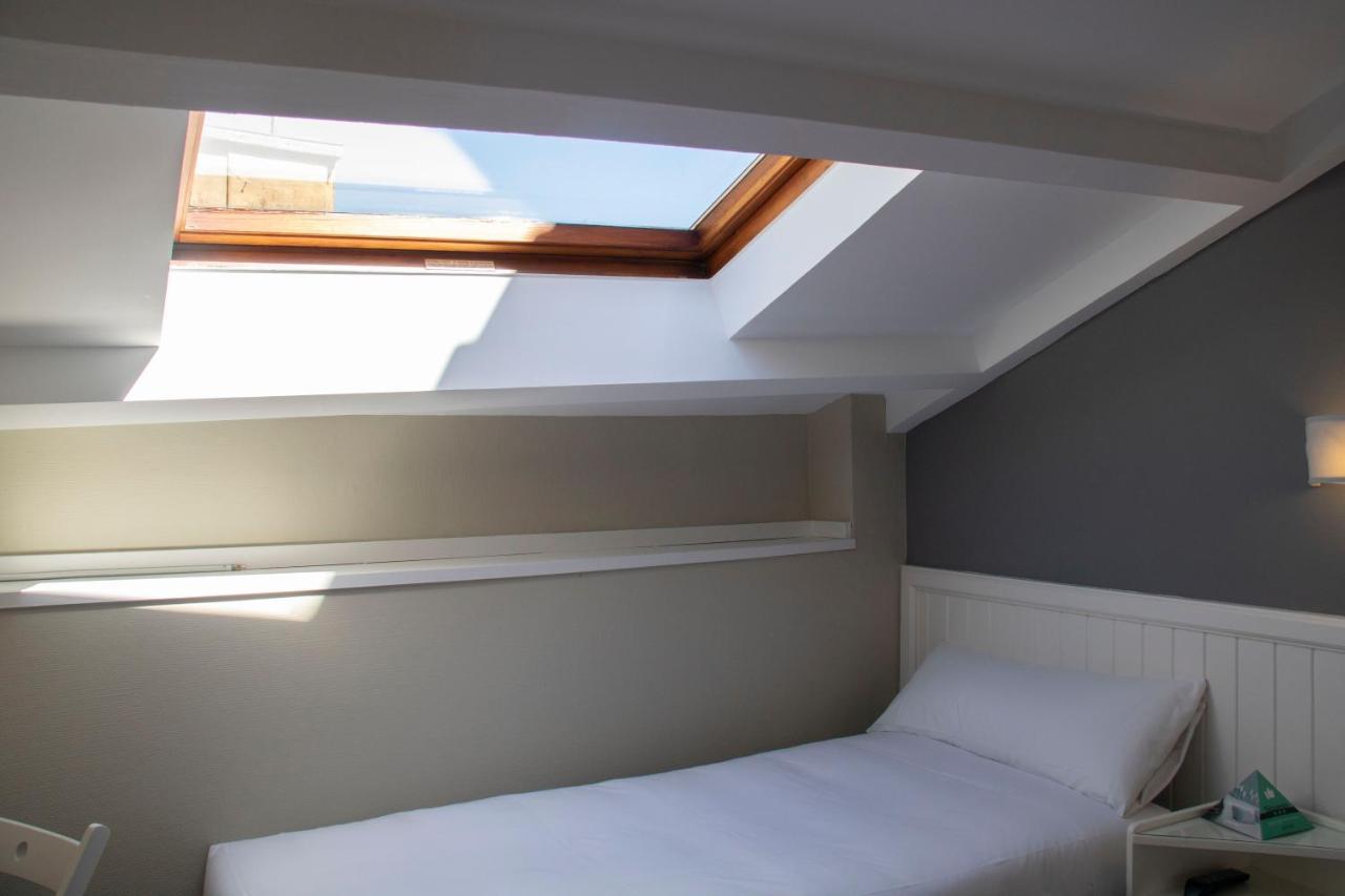 Alda Miramar Rooms Gijon Bagian luar foto