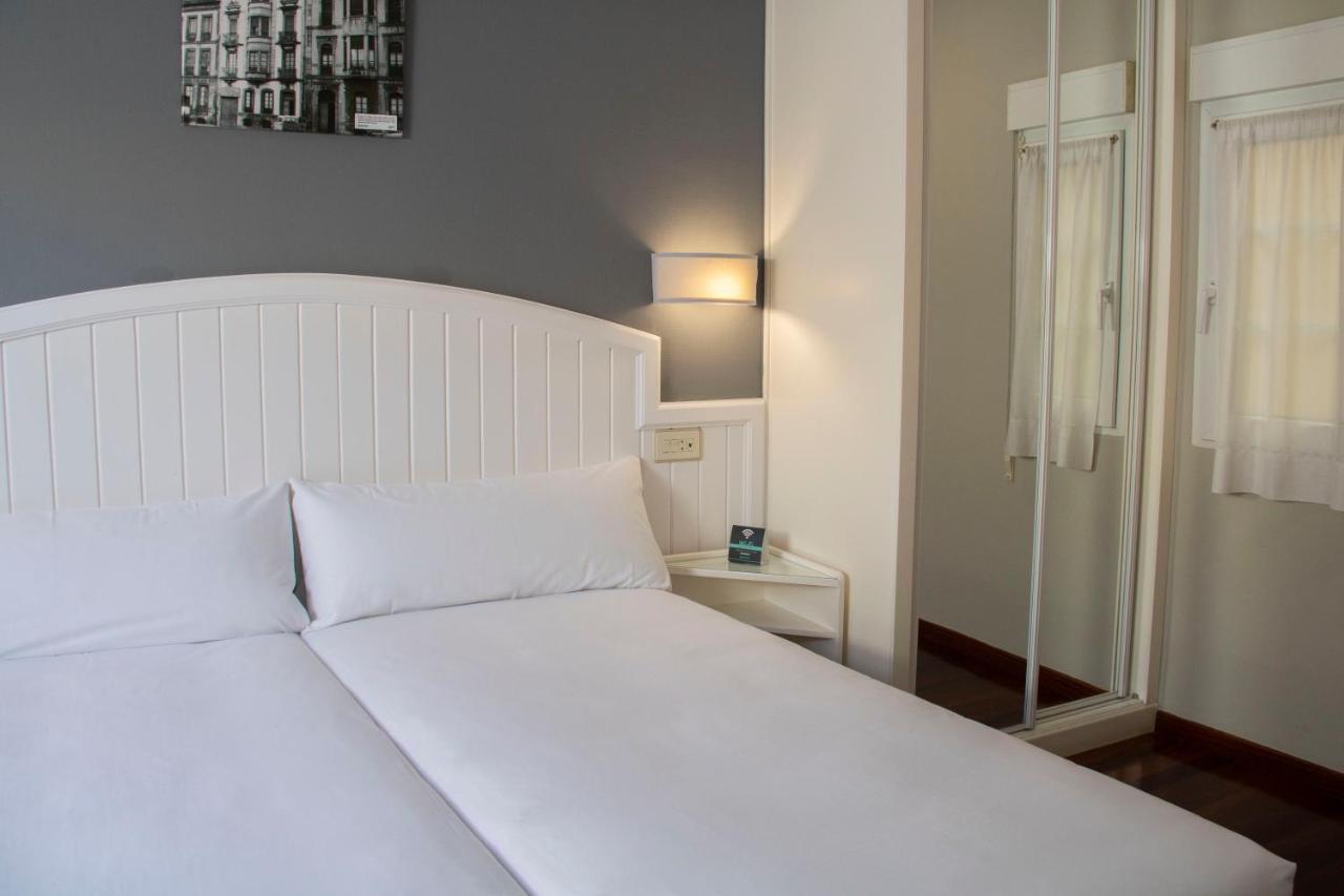Alda Miramar Rooms Gijon Bagian luar foto
