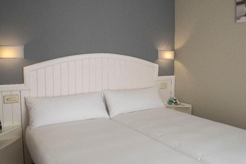Alda Miramar Rooms Gijon Bagian luar foto